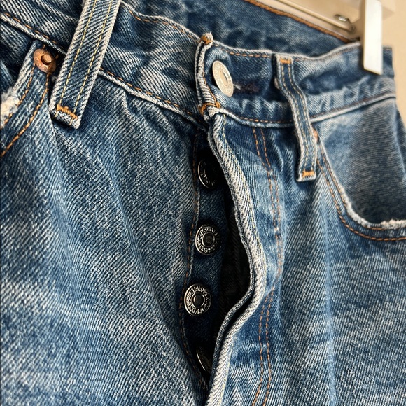 Levi's 501 Quality Premium Straight Blue Jeans - Picture 5 of 13